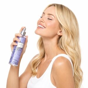 Badgley Mischka Ava Fragrance Mist 8.4oz Floral Amber Perfume Body Spray